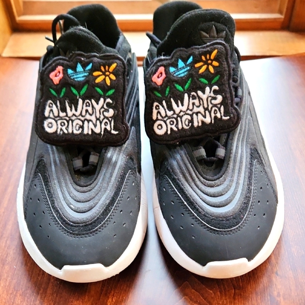 Adidas Originals Ozelia ‘Black White’ Running Shoes‎